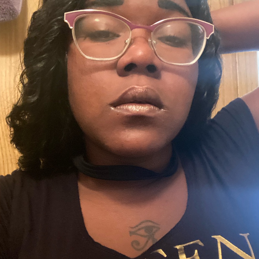 Meet your Posher, Velly